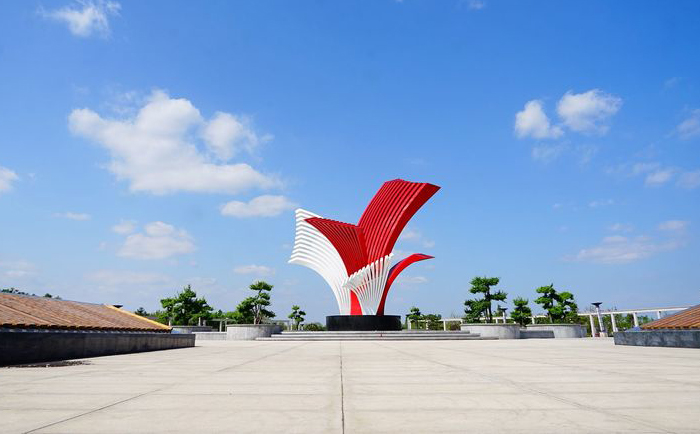 不銹鋼園林景觀(guān)雕塑